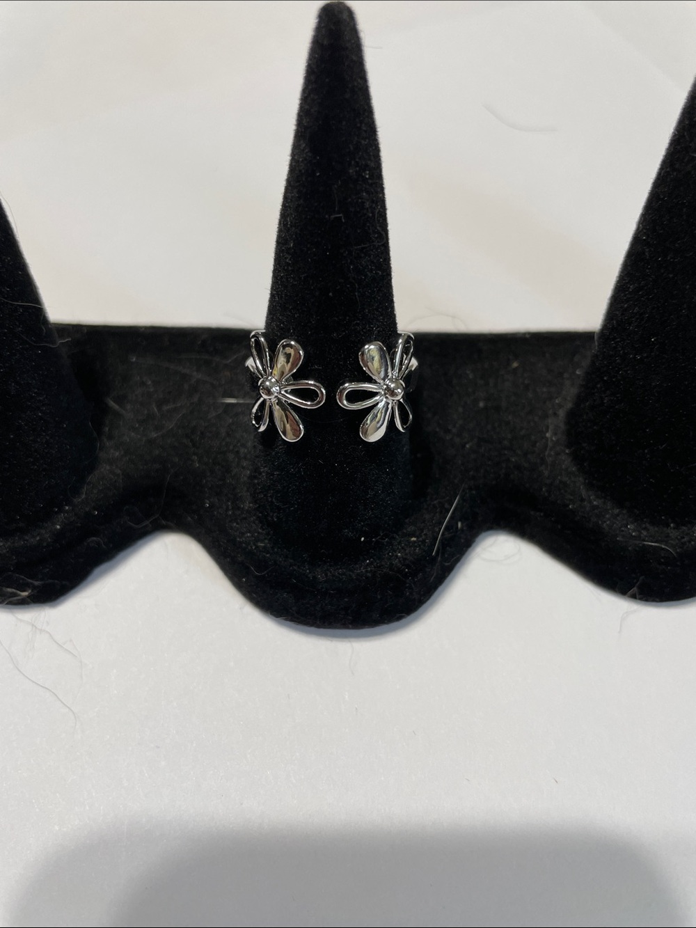 Sterling Silver Flower Ring - Silver Floral Design